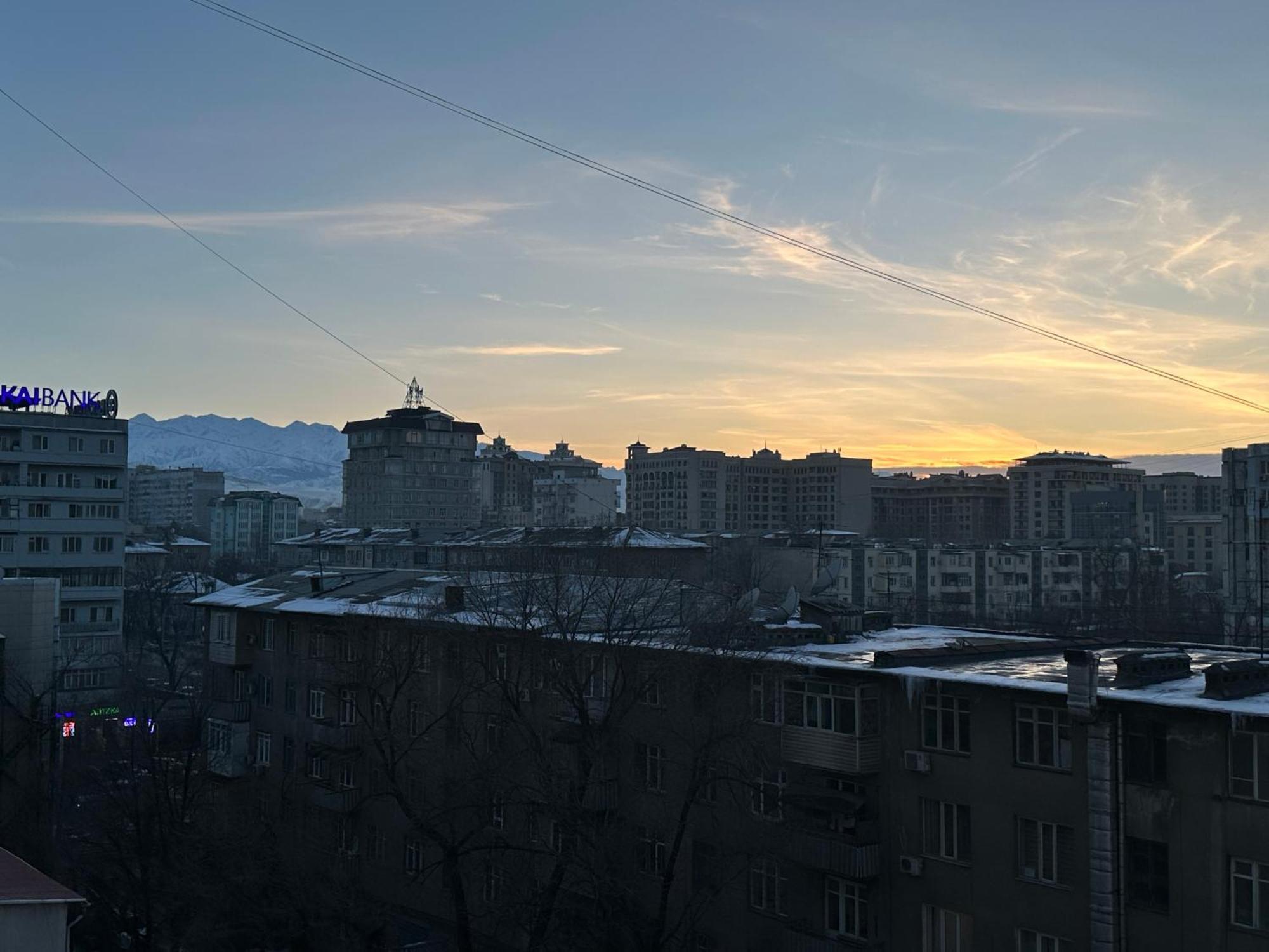 1-Room Apart. 21 On Usenbaeva 52 Near Eurasia Shopping Center Bishkek Ngoại thất bức ảnh